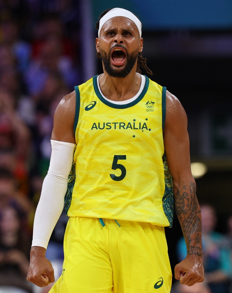 说一个打国际比赛比NBA猛很多的球员！