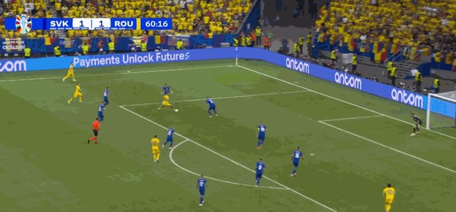 1719422599073097820.gif 马林.gif